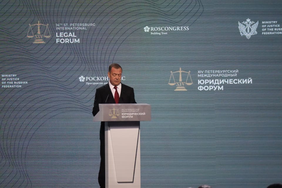 5000 участников из 80 стран: главные заявления первого дня Петербургского юридического форума